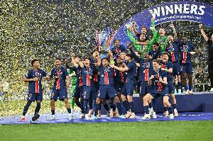 不受骚乱影响！记者：巴黎将在香榭丽舍大街进行夺冠游行